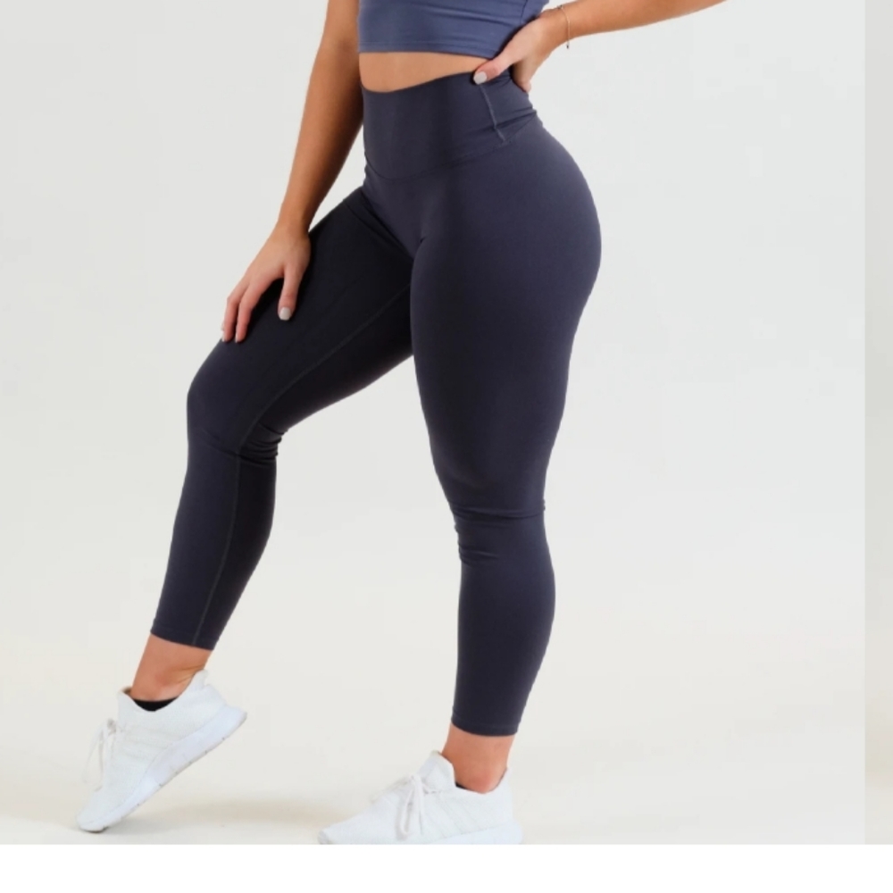 Paragon Everday legging in Dusk